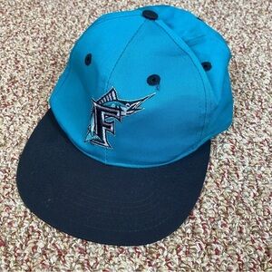 Miami Marlins Youth Vintage Snapback Hat OS